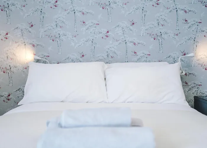 The Retreat Near Salford Quays