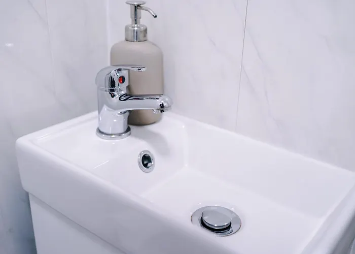 4 Bedroom Victorian House