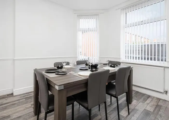 Spacious 3br - Pool Table - Games - Sleeps 9 Nyaraló Manchester