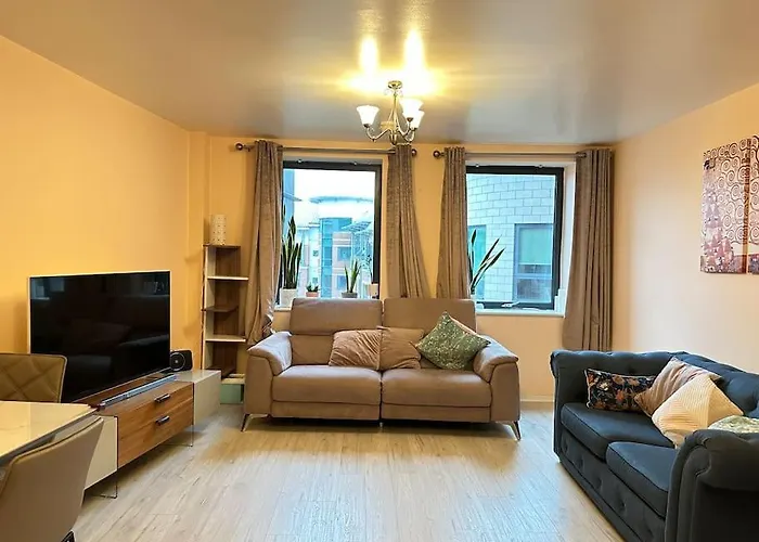 Family Retreat - Center Manchester