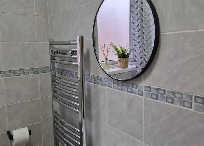 Kwatera prywatna In 6 Minutes Drive To Victoria Station *