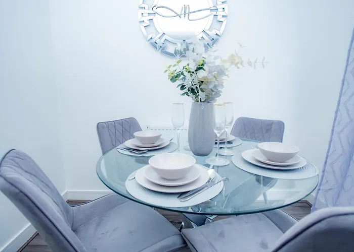 The Edge - Enjoy A Luxury