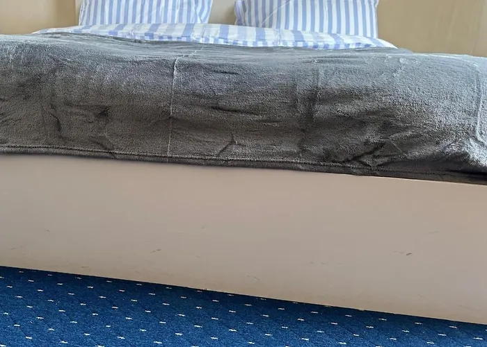 Cozy In London And Manchester