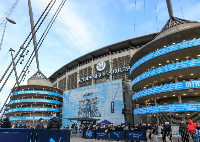 Bluesea Near Etihad 맨체스터