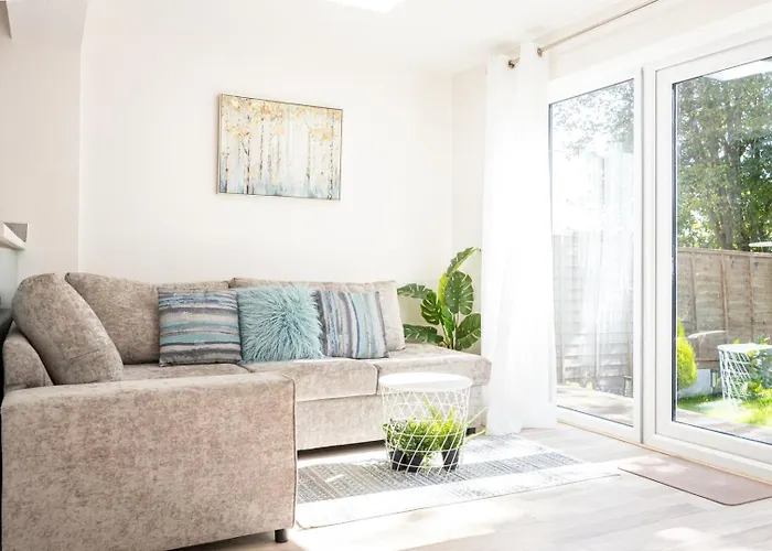 Semesterbostad Guestready - A Haven By The River