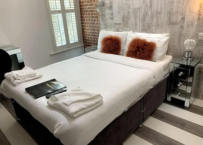 Ivy Mount Boutique * Manchester