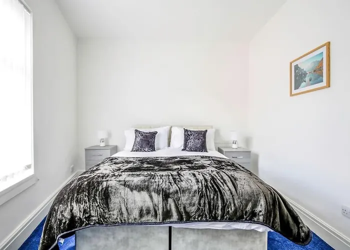 Dom wakacyjny Big New House - 5bdr Near *