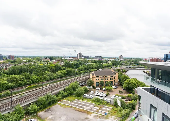 Drillzstays - Salford Quays Free Parking Апартаменты Манчестер