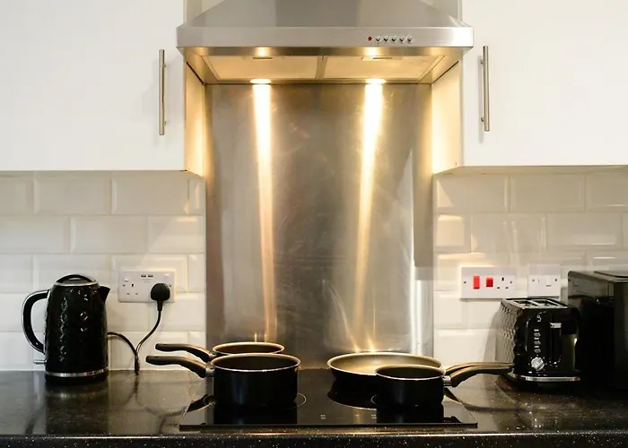 Autumn Breeze, 2br Apartment, Didsbury, *