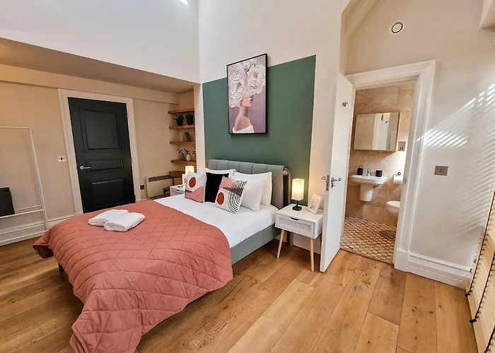 Luxury Piccadilly Duplex Flat By Superhost Feriehus Manchester