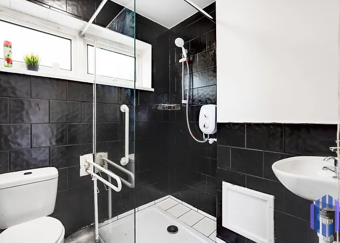 Haven Noir By Cefas - Pool Table - & Man Utd * Manchester