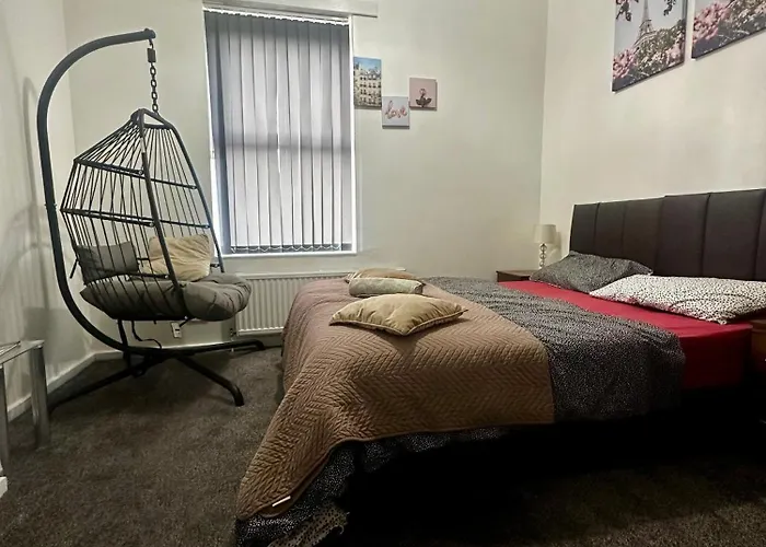 Lovely + Free Parking Tatil Evi Manchester