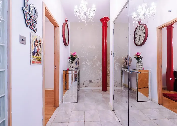 Central Northern Quarter Two Bedroom מנצ'סטר