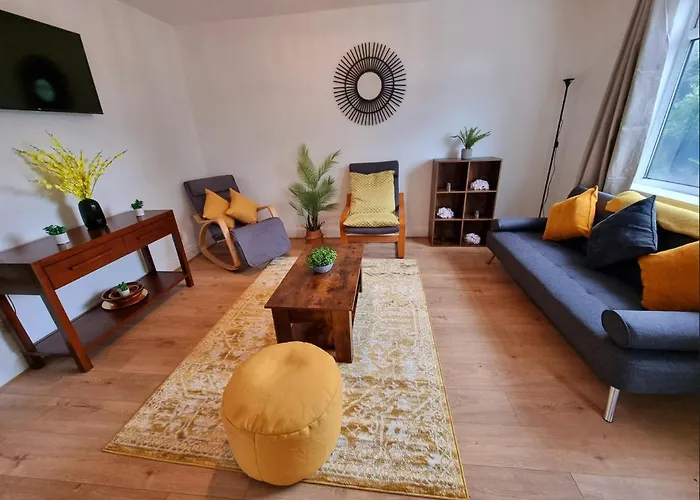 3br House-apartment-free Parking-manchester Airport 맨체스터