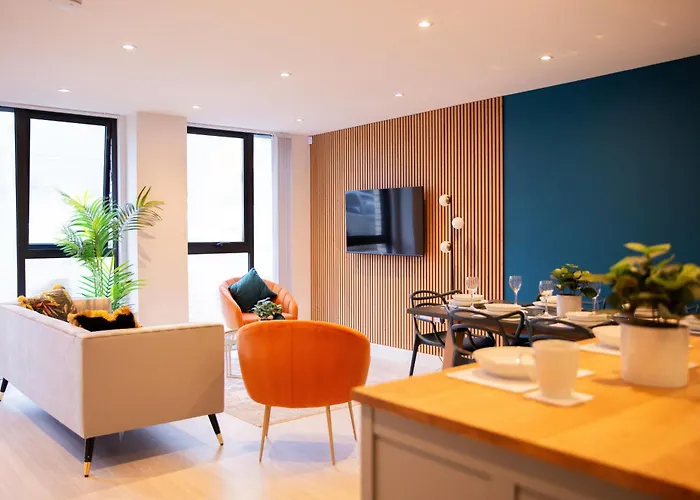 Stunning 3 Bedroom *