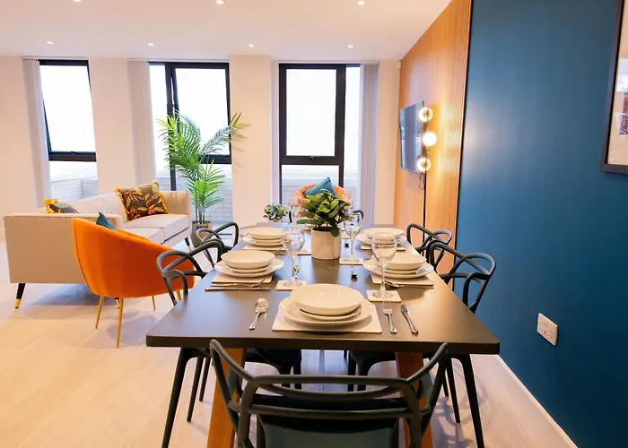 Stunning 3 Bedroom *