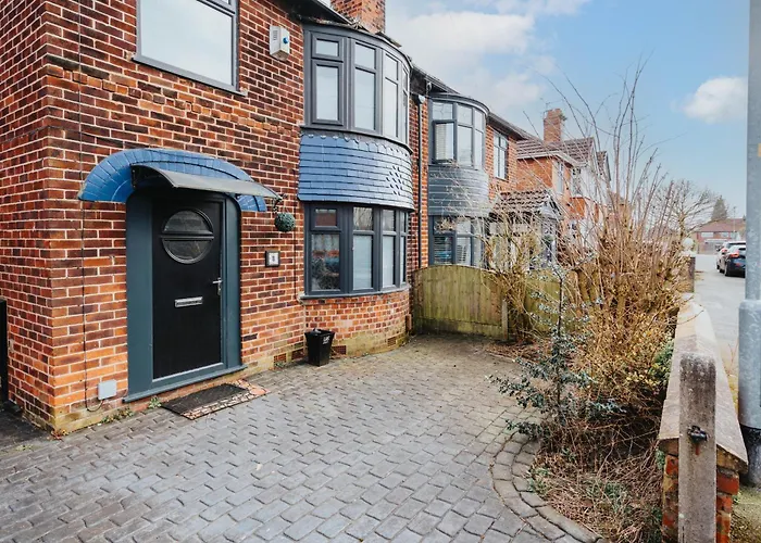 Elegant 3-bedroom Retreat Free Parking Keenzchillz Mánchester