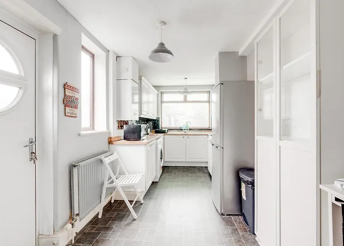 Elegant 3-bedroom Retreat Free Parking Keenzchillz * Mánchester