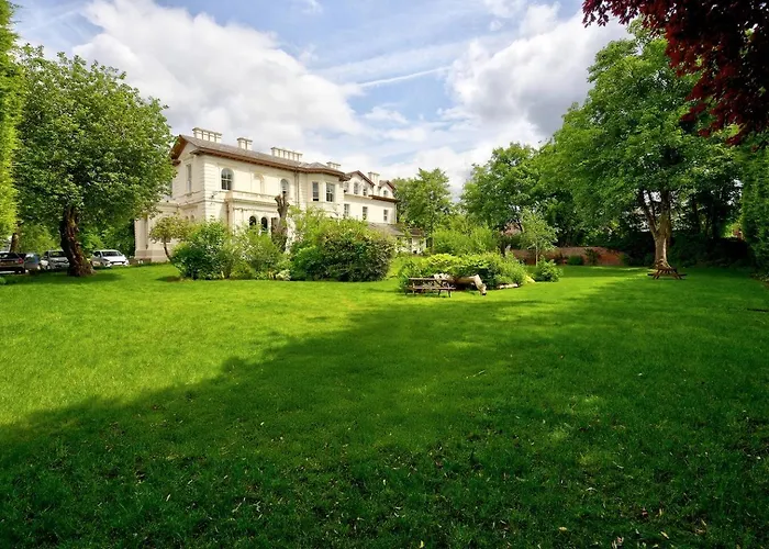 Garden In Hidden Oasis, - Pass The Keys