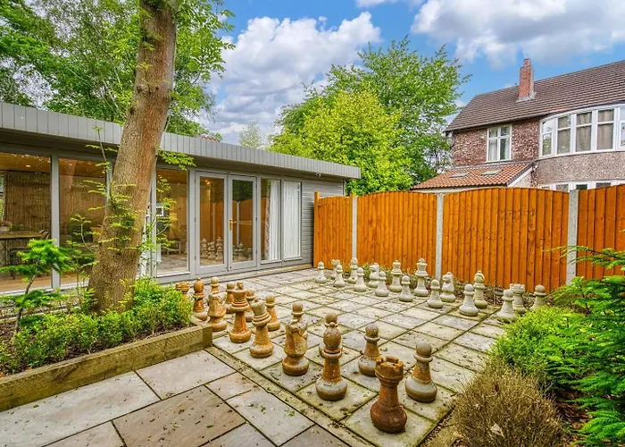 Vakantiehuis Garden In Hidden Oasis, - Pass The Keys Manchester