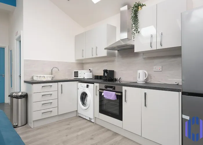 Feriehus Santorini Blues By Cefas - Free Parking - - Near Airport Manchester