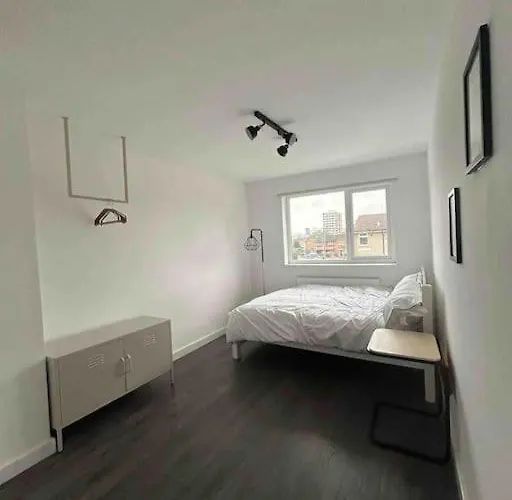 Your Manga House Near Coop Live Ethihad Apartment