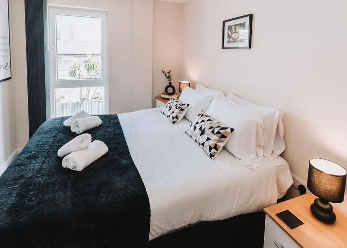 Ideal Near Old Trafford Apartment Manchester