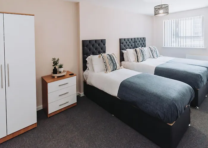 Ideal Near Old Trafford * Manchester