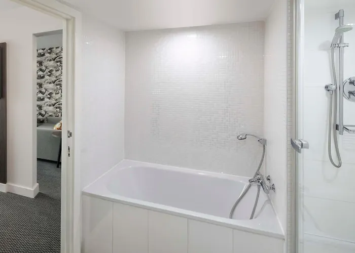 Doubletree By Hilton Piccadilly Szálloda