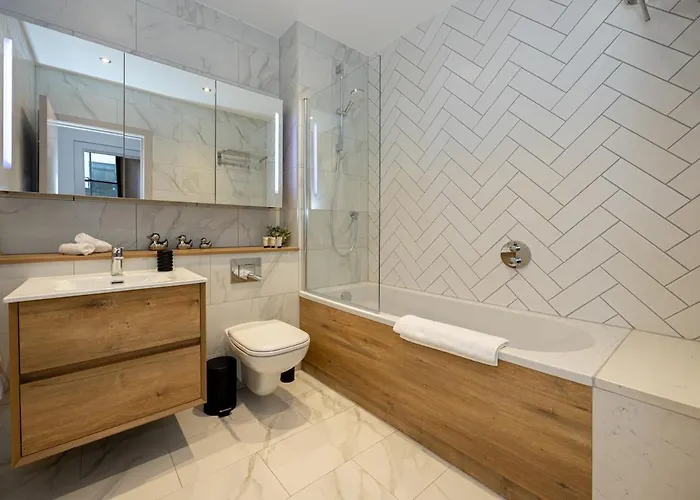 Charlotte House By Coqoon * مانشستر