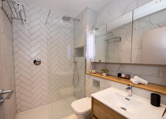 Charlotte House By Coqoon شقة *