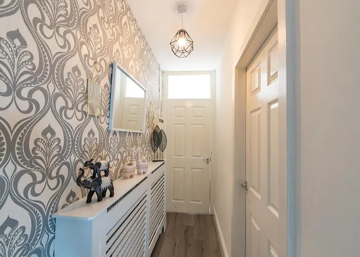 Casa de Férias The Upside Down House Near Coop Live Arena , Etihad And Mcr Centre *