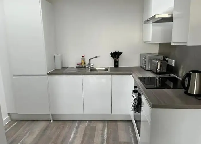 Old Trafford Penthouse Duplex - Steps From Mufc 아파트 *