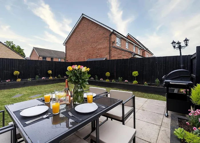 Riverside Villas * Manchester