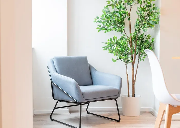 Apartman Modern Salford 3 Bedroom House, 3 Bathroom, Easy Access, Ideal For Contractors & Long - Nordstay