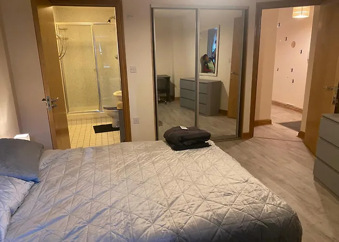 14-16 Whitworth Street 3*