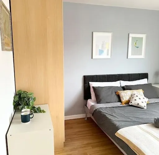 Ferienhaus 7 Guests House Old Trafford,media City,city Centre, Free Parking Manchester