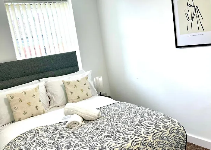 شقة Failsworth Luxury With Free Parking By Daley