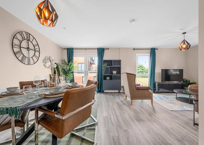 2 Bed Flat Manchester