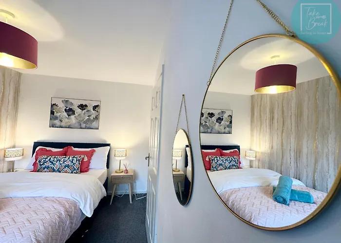 Charming 2br Swinton House -close To Center Manchester