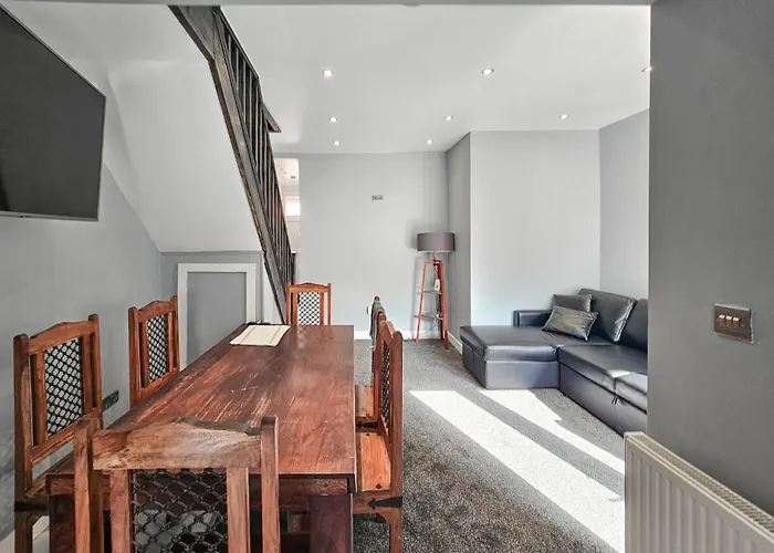 Beresford Co-living - Private Self-cater 펜션