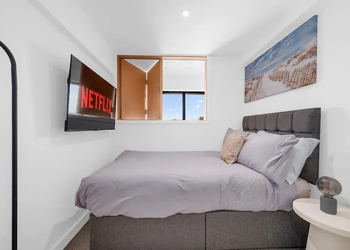 Stylish Modern Manchester