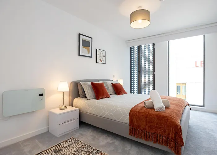 Pet Friendly 2br Near Station By Asquare Letting Lejlighed *