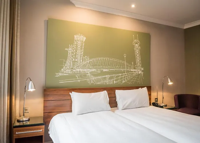 The Townhouse Hotel 4*