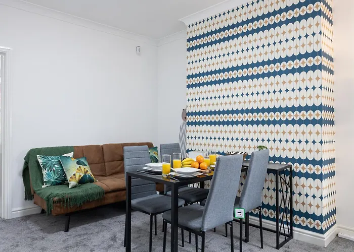 Huge 6br Sleeps 12 Near City! Dom wakacyjny Manchester