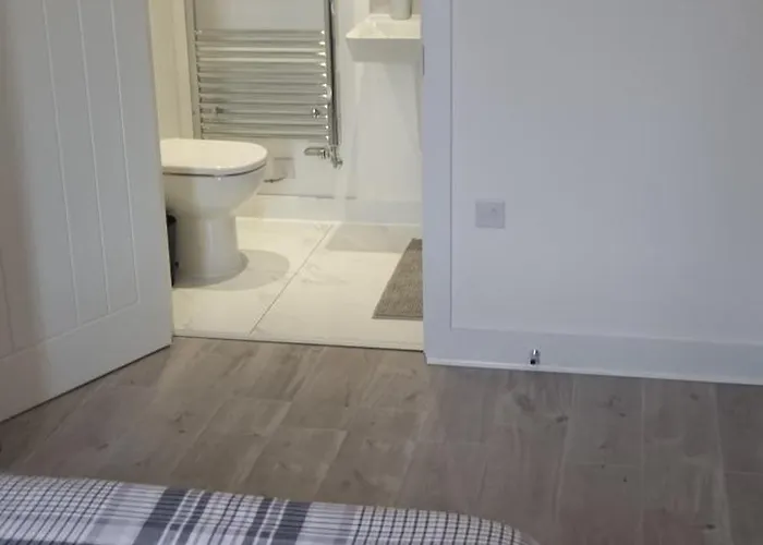 Lush King Ensuite In A Shared * Manchester