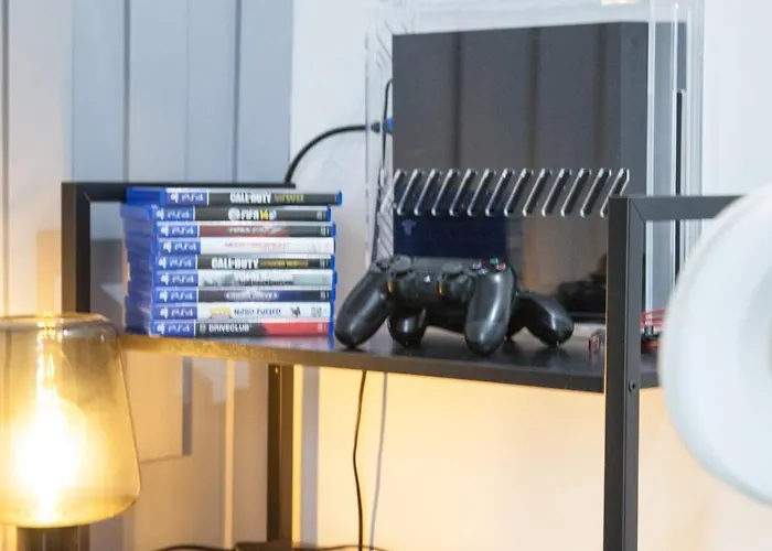 Entire Luxury In Old Trafford, Next To Mufc 別荘