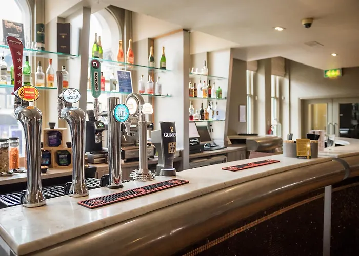 Hotel The Townhouse 4*