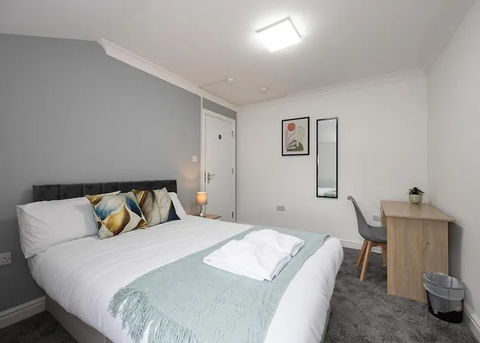 Huge 6br Sleeps 12 Near City! Dom wakacyjny Manchester