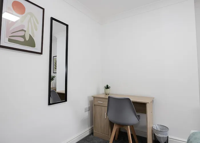 Huge 6br Sleeps 12 Near City!